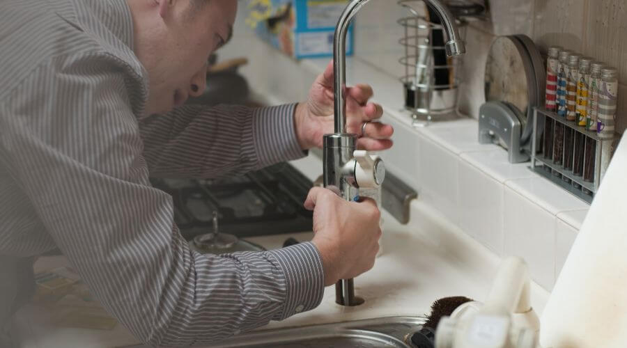 Professional Leak Detection Services in Henderson, IA